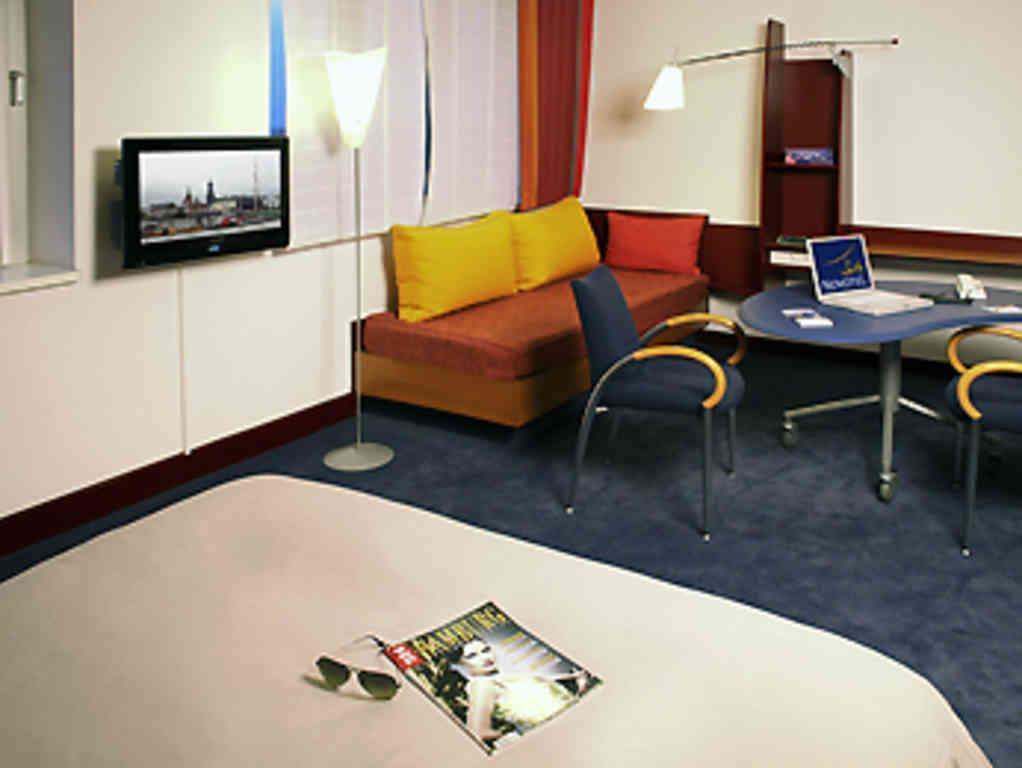 Novotel Suites Hamburg City Exterior photo