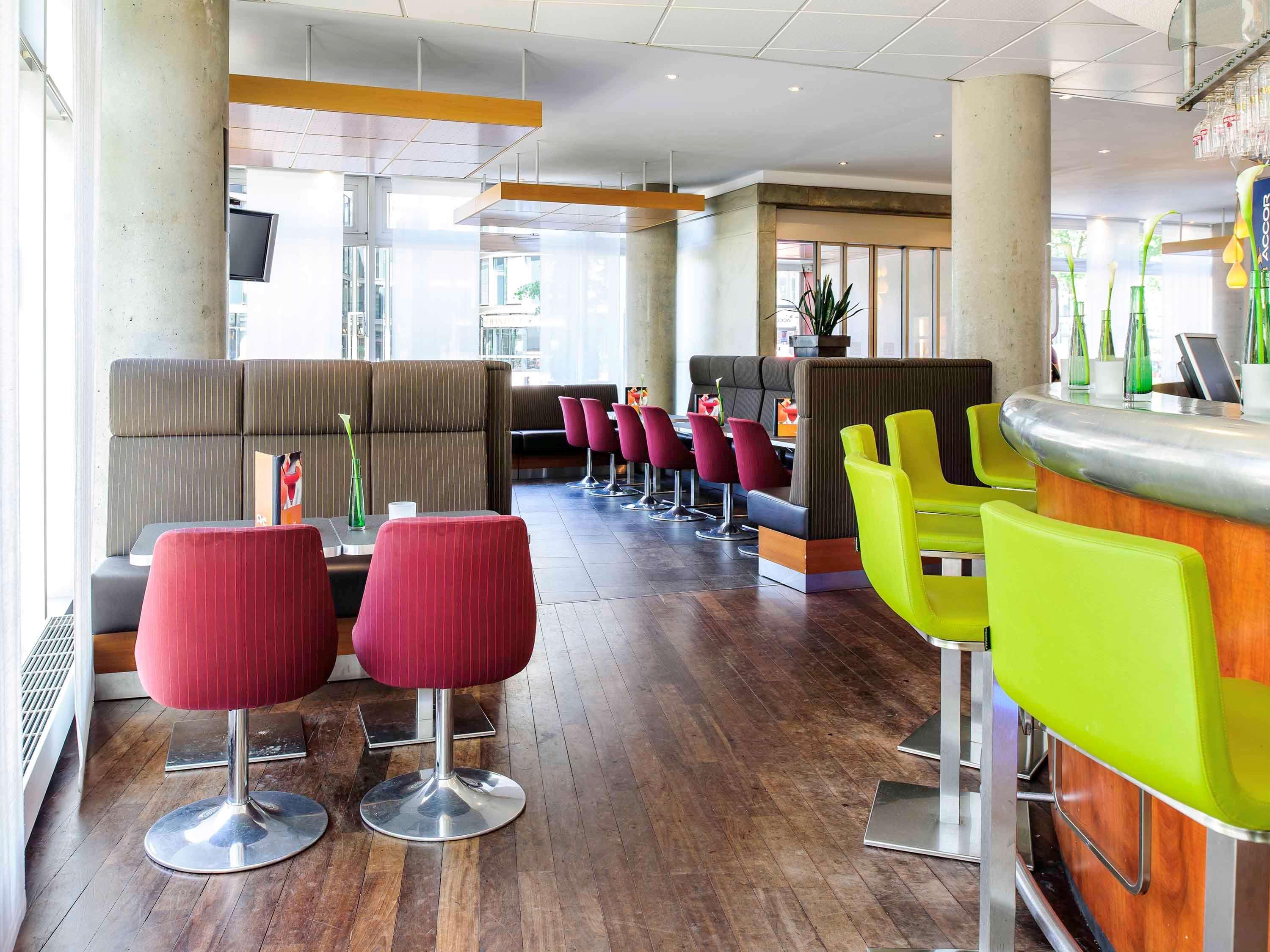Novotel Suites Hamburg City Exterior photo