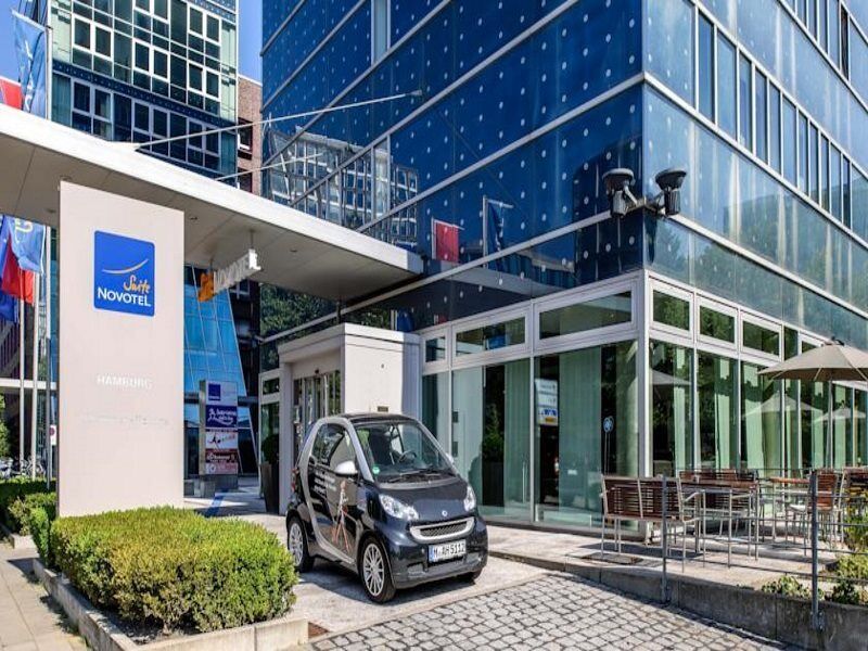 Novotel Suites Hamburg City Exterior photo